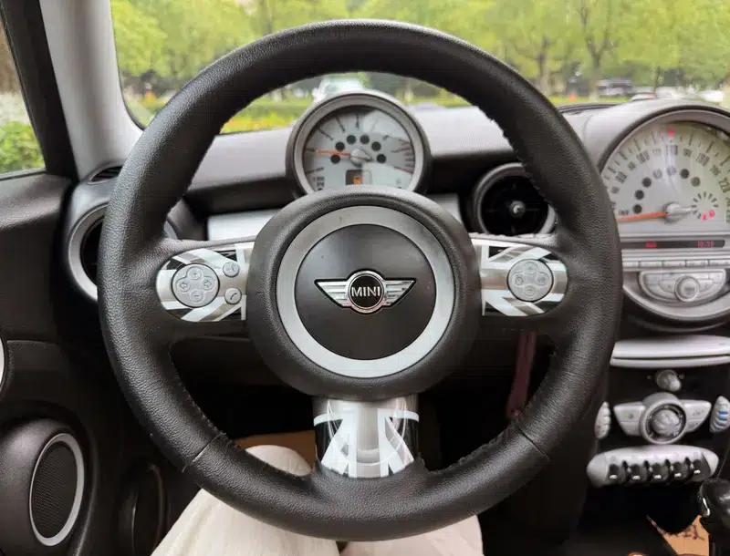 MINI 2010 1.6L COOPER Cheer — миниатюра 15