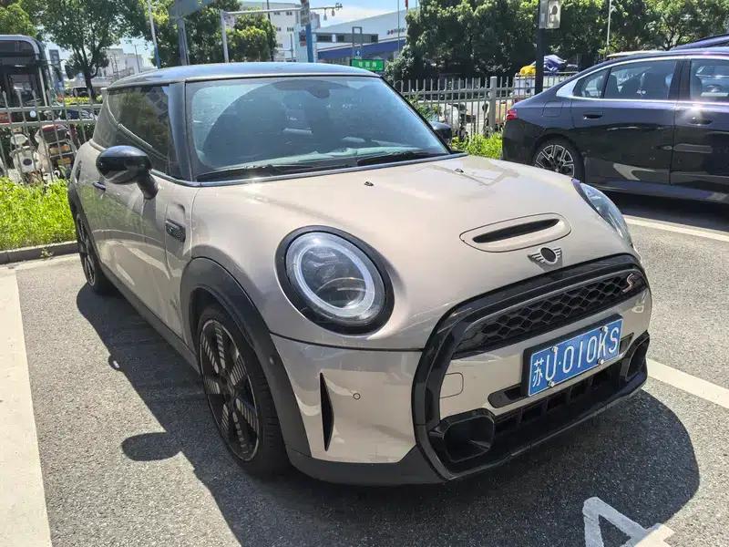 MINI 2023 2.0T COOPER S Artist — миниатюра 3