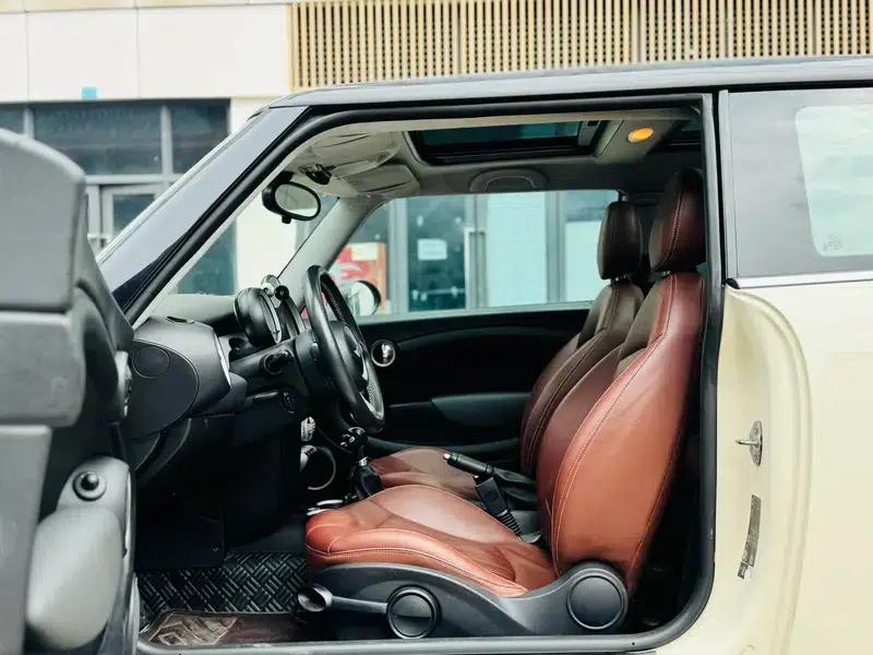MINI 2010 1.6L COOPER Cheer — миниатюра 12