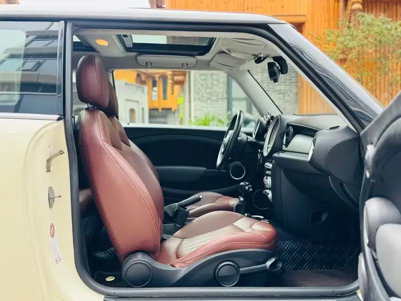 MINI 2010 1.6L COOPER Cheer — миниатюра 15