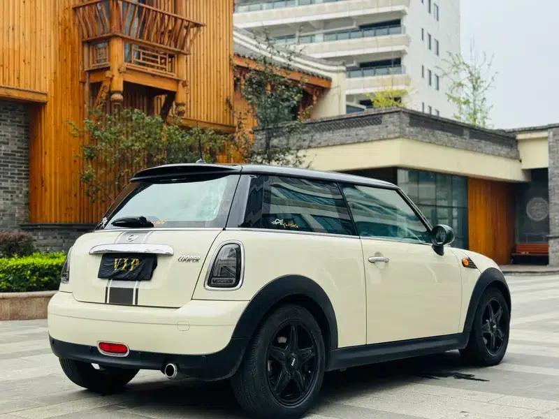 MINI 2010 1.6L COOPER Cheer — миниатюра 7