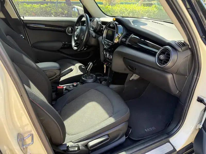2018 MINI 1.5T ONE PLUS 5-Door — миниатюра 17