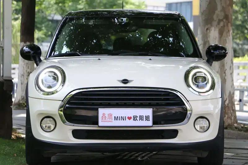 2018 MINI 1.5T COOPER Artist 5-Door Edition — миниатюра 2