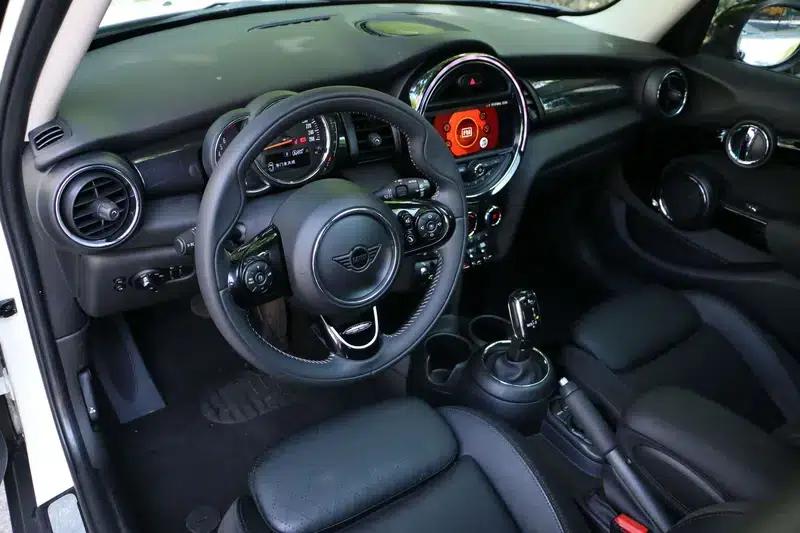 2018 MINI 1.5T COOPER Artist 5-Door Edition — миниатюра 17