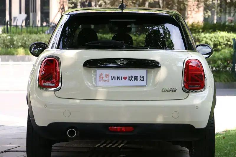 2018 MINI 1.5T COOPER Artist 5-Door Edition — миниатюра 4