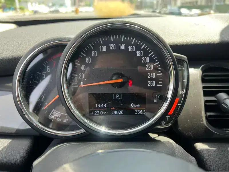 2023 MINI 1.5T ONE — миниатюра 14