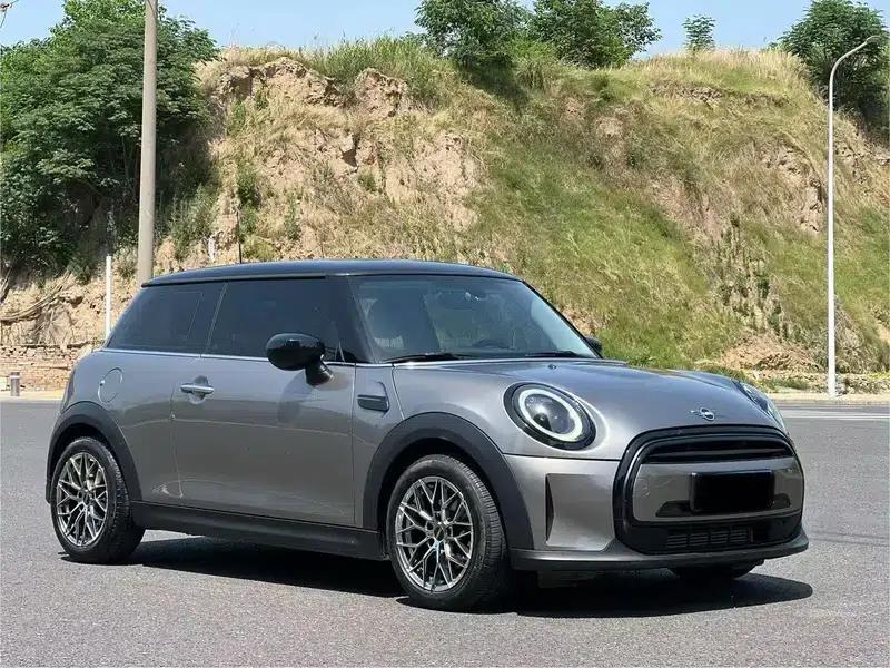 2023 MINI 1.5T ONE — миниатюра 3