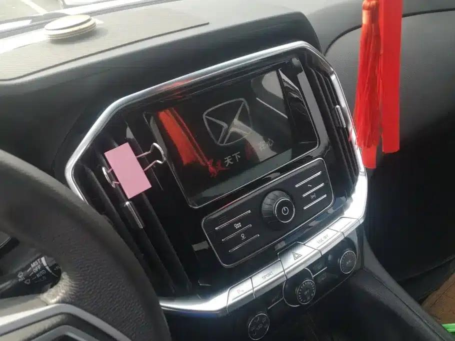 Yusheng S350 2016 2.0T Automatic 4WD Gasoline Luxury Sunroof Edition 5-Seater — миниатюра 12