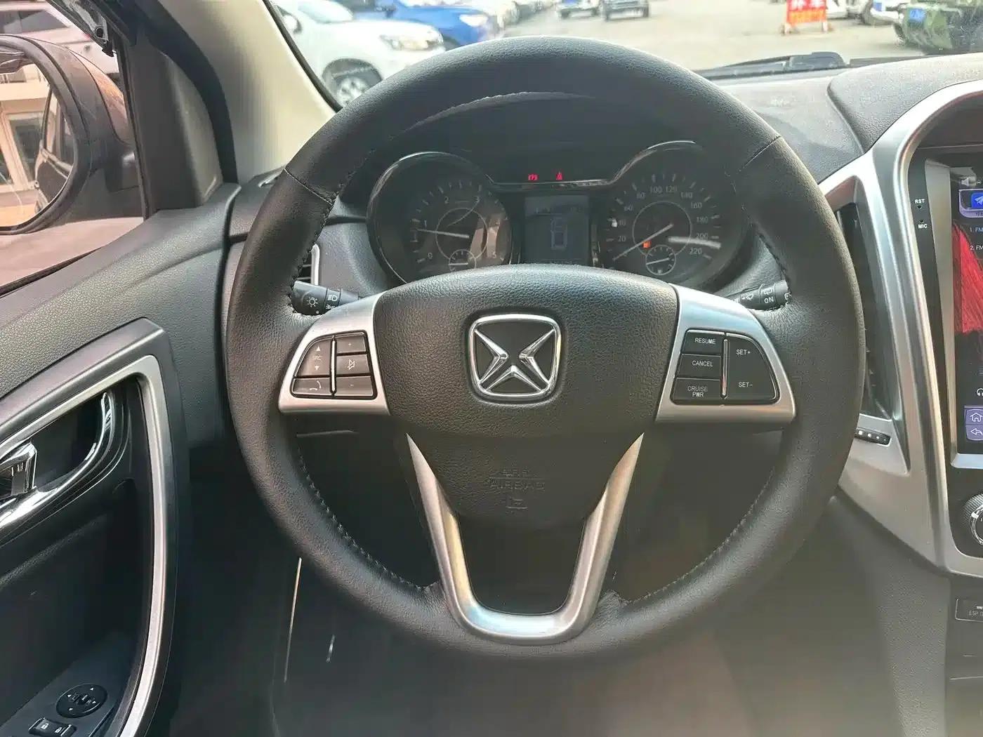 Yusheng S350 2013 2.4T Automatic 2WD Diesel Super Luxury 5-Seater — миниатюра 4