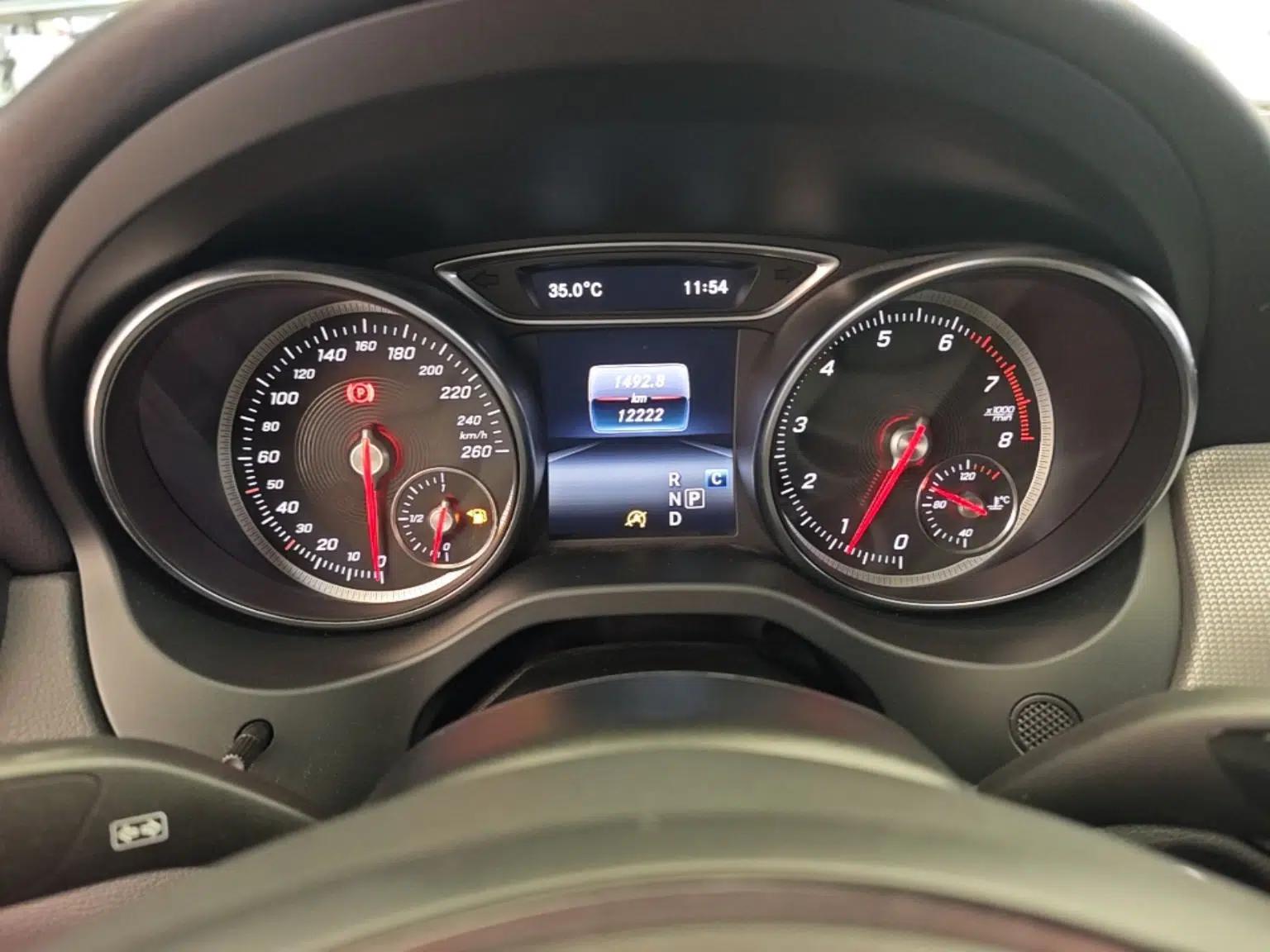 Mercedes-Benz CLA 2018 CLA 200 Style Edition — миниатюра 14