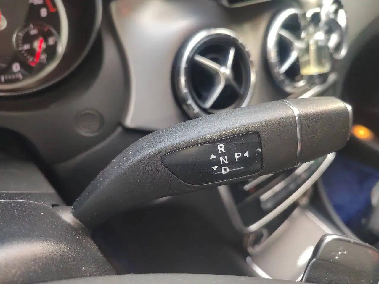 Mercedes-Benz CLA 2017 CLA 220 4MATIC — миниатюра 14