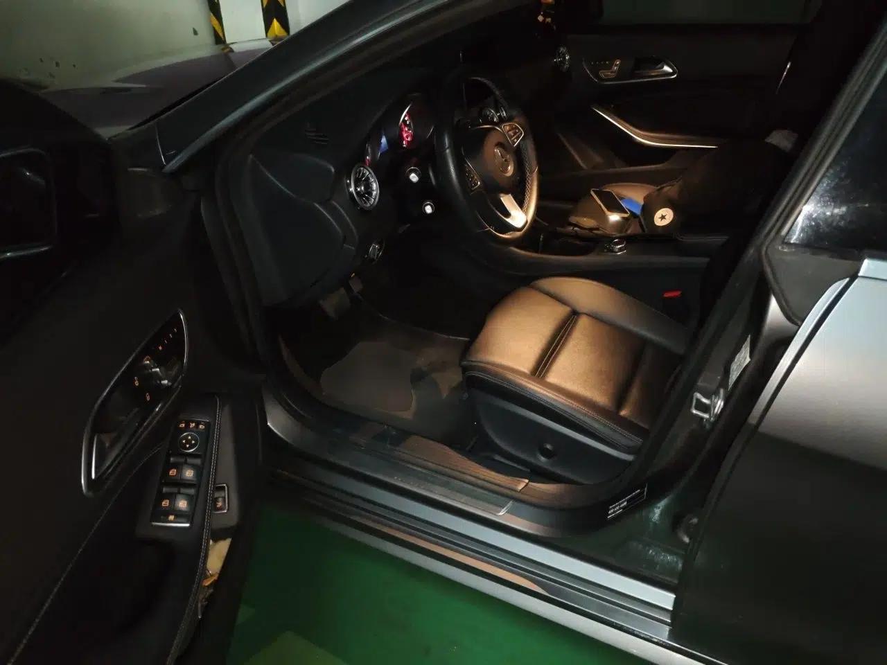 Mercedes-Benz CLA 2018 CLA 200 Style Edition — миниатюра 16