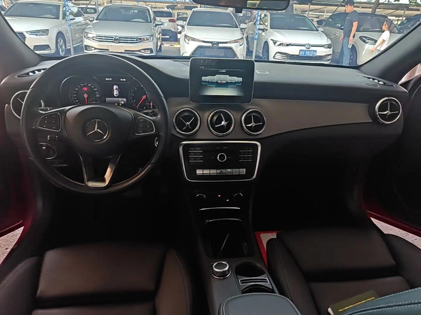 Mercedes-Benz CLA 2016 Refreshed CLA 200 Sport Edition — миниатюра 12