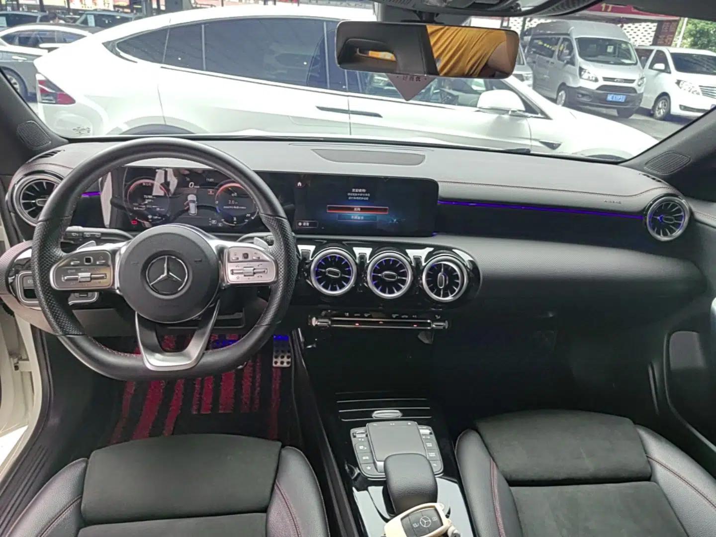Mercedes-Benz CLA 2021 CLA 200 Shooting Brake — миниатюра 24