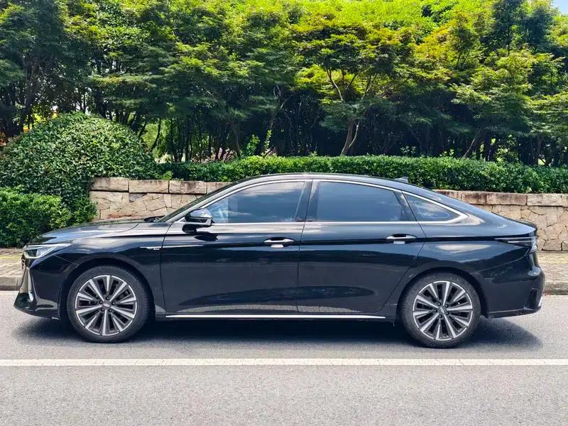 Chery Arrizo 8 2022 1.6TGDI DCT Premium — миниатюра 4