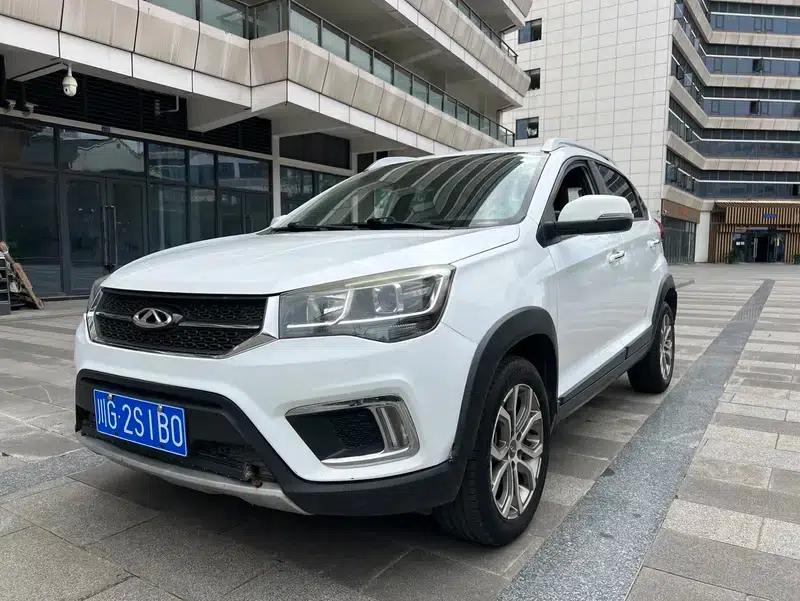 Chery Tiggo 3x 2017 1.5L Automatic Fashion Edition — миниатюра 1