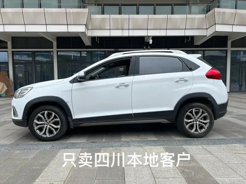 Chery Tiggo 3x 2017 1.5L Automatic Fashion Edition — миниатюра 4