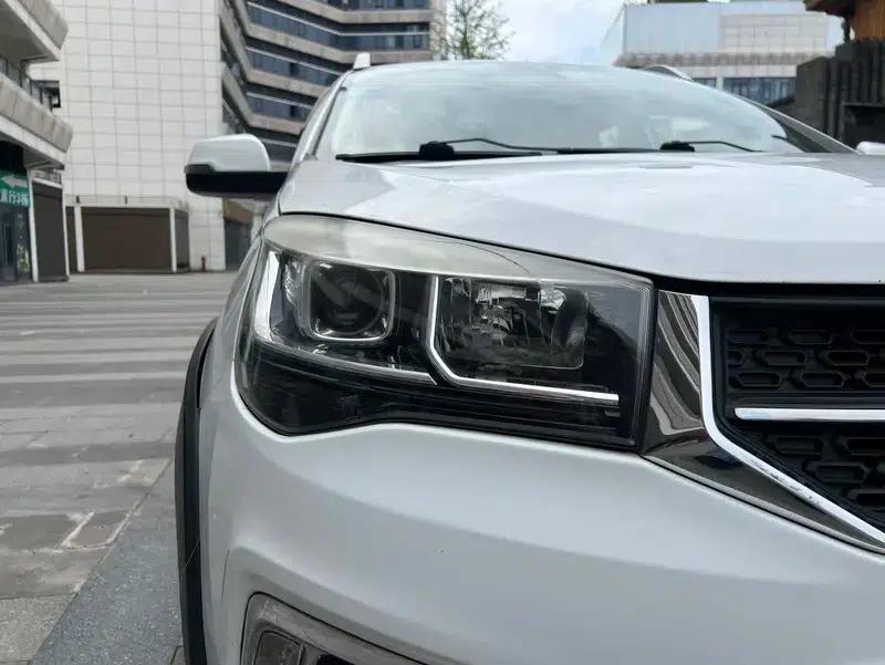 Chery Tiggo 3x 2017 1.5L Automatic Fashion Edition — миниатюра 9