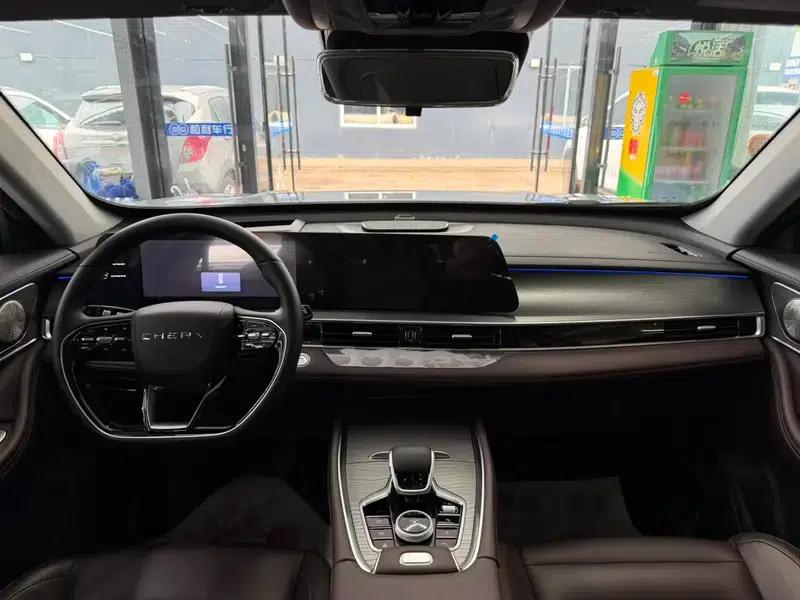 Chery Tiggo 8 PRO 2024 Champion Edition 290T 2WD Peak Edition 5-seater — миниатюра 13