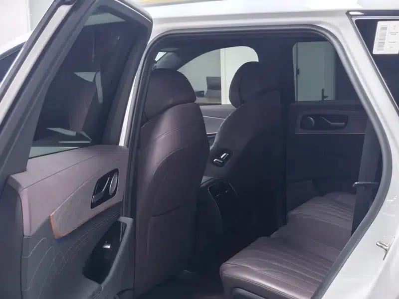Chery Tiggo 9 2025 2.0T DCT 2WD Comfort Edition — миниатюра 12