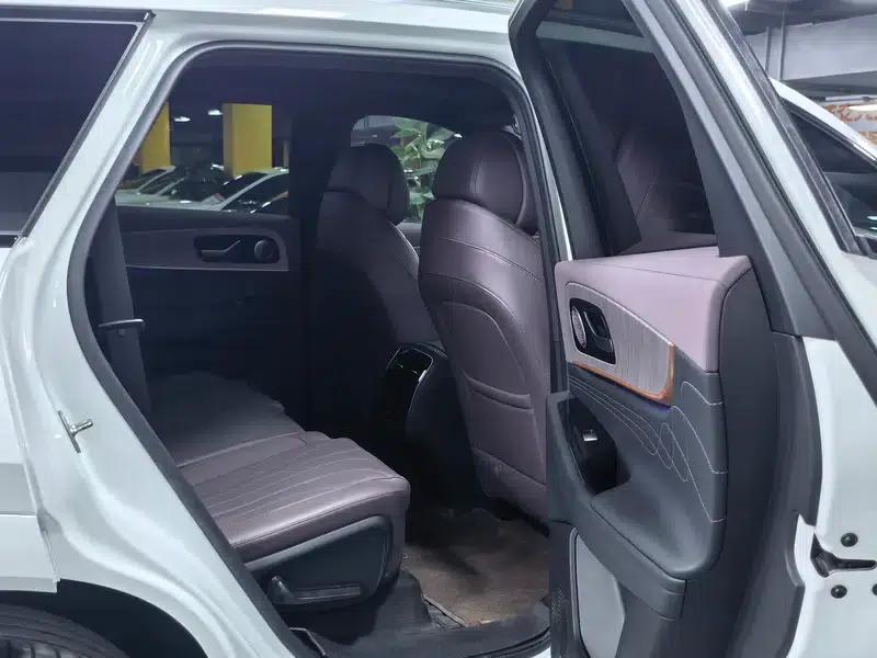 Chery Tiggo 9 2025 2.0T DCT 2WD Comfort Edition — миниатюра 13