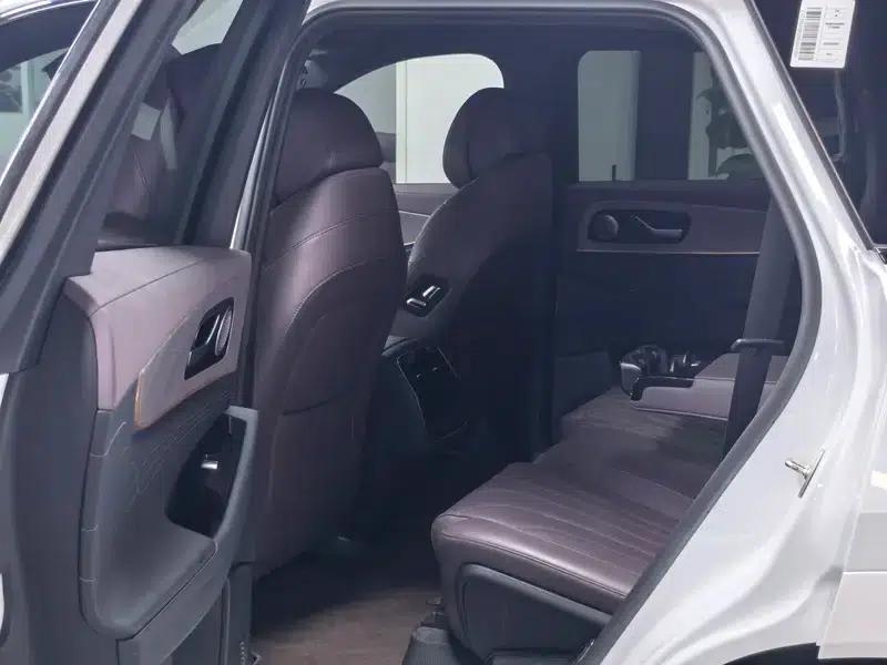 Chery Tiggo 9 2025 2.0T DCT 2WD Comfort Edition — миниатюра 15