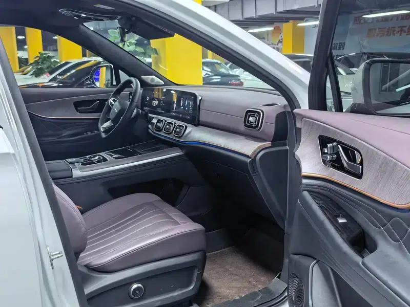Chery Tiggo 9 2025 2.0T DCT 2WD Comfort Edition — миниатюра 5