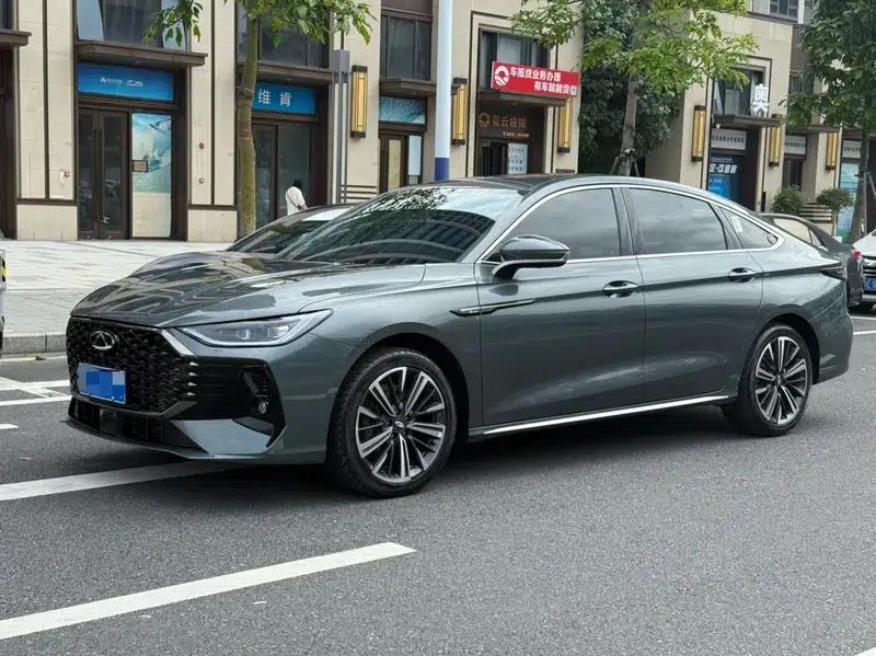 Chery Arrizo 8 PRO 2025 1.6T DCT Luxury+ — миниатюра 1