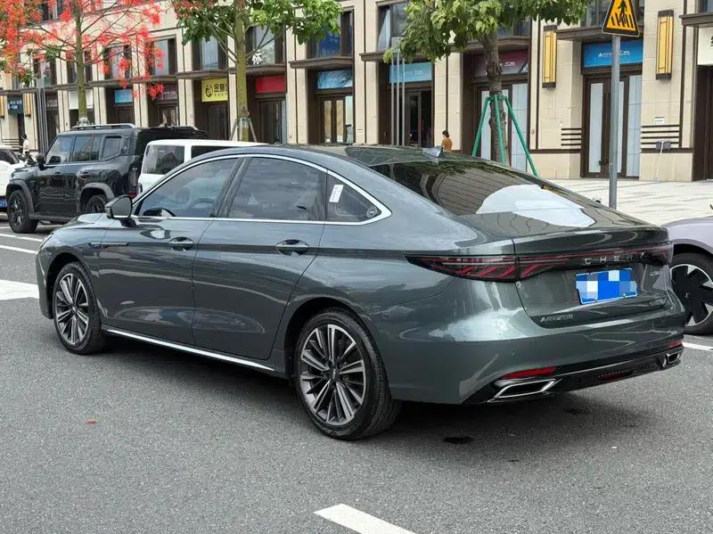 Chery Arrizo 8 PRO 2025 1.6T DCT Luxury+ — миниатюра 4