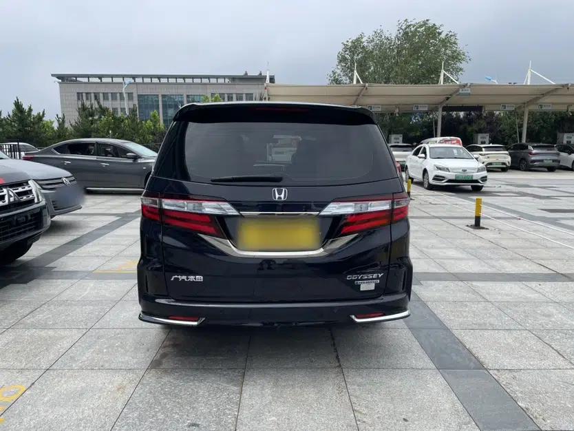 Honda Odyssey 2021 2.0L Rui·Smart Edition — миниатюра 5