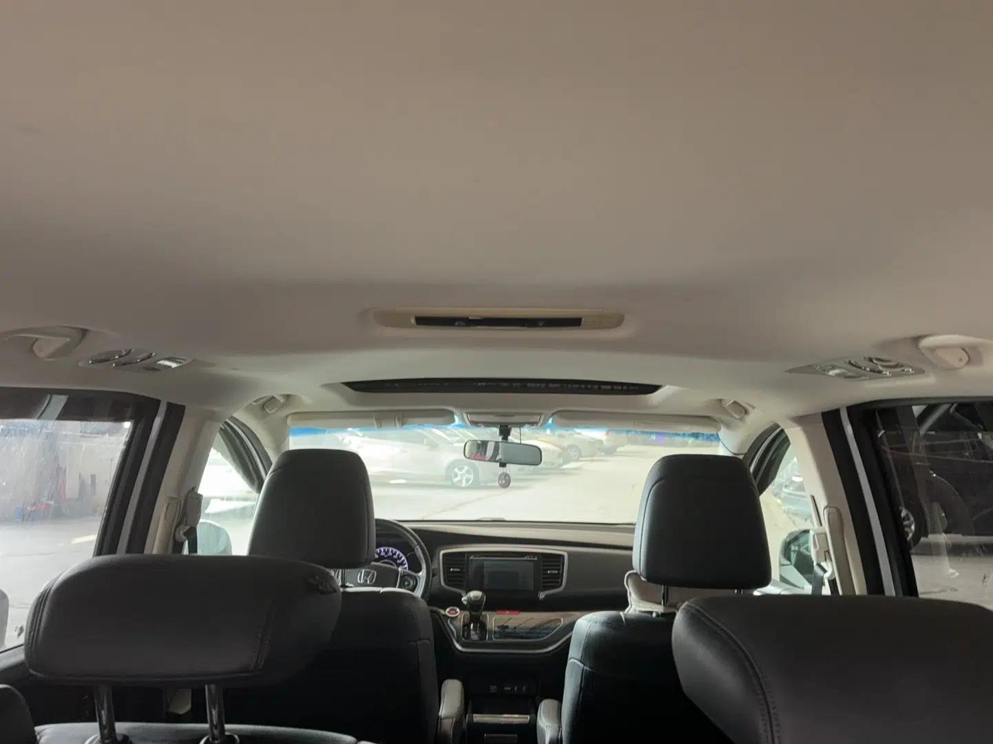 Honda Odyssey 2015 Updated Version 2.4L Smart Edition — миниатюра 12