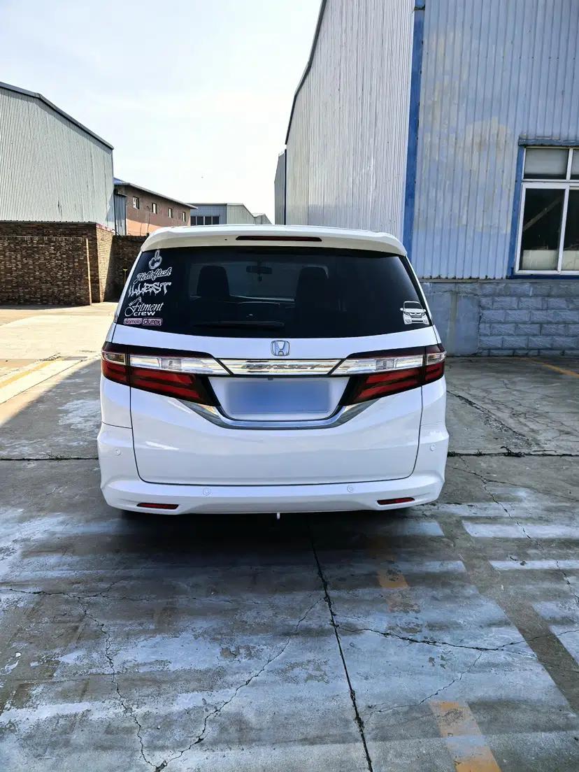 Honda Odyssey 2015 Updated Version 2.4L Smart Edition — миниатюра 7