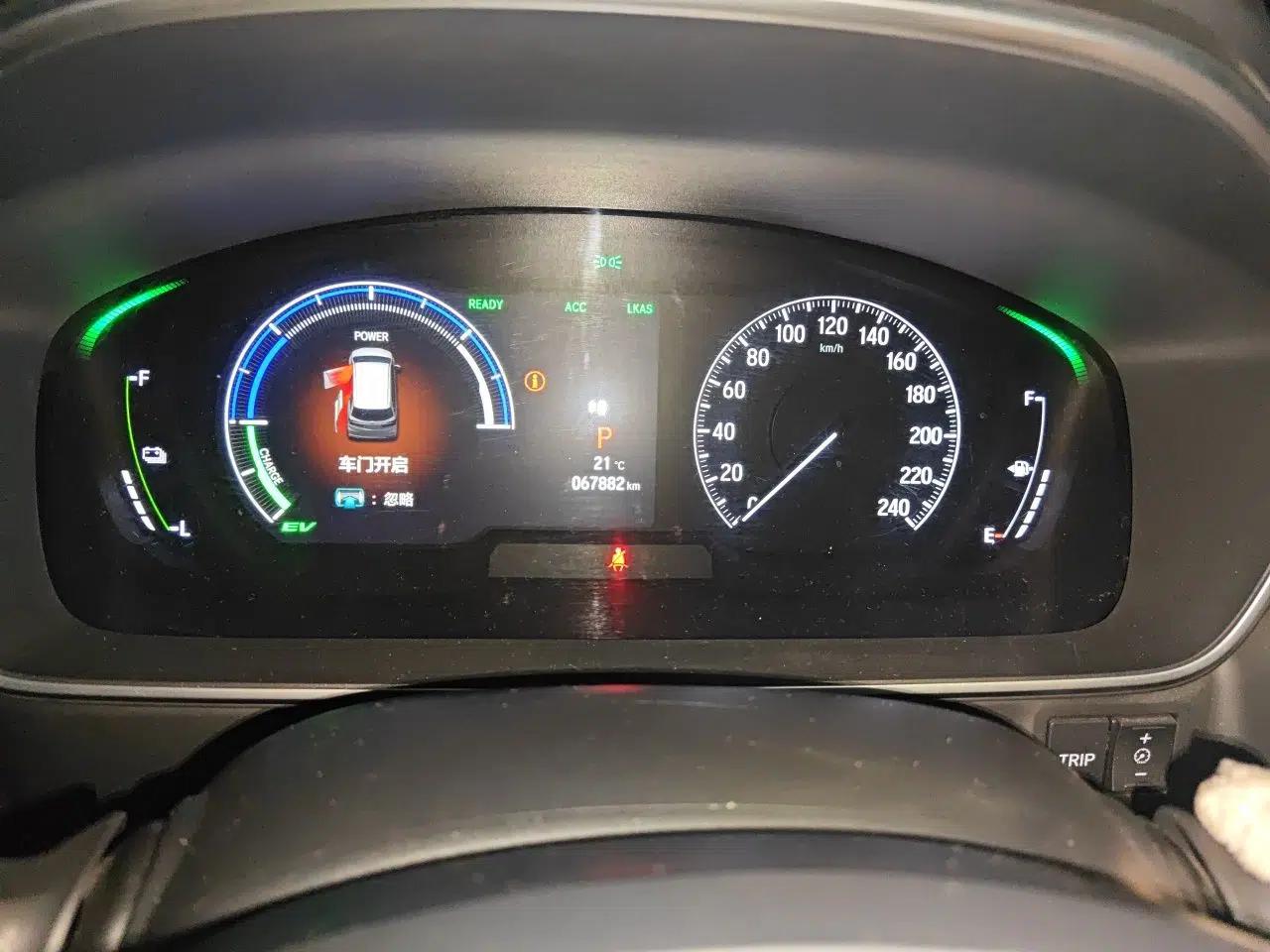 Honda Odyssey 2022 2.0L eHEV Sharp·Luxury Edition — миниатюра 12