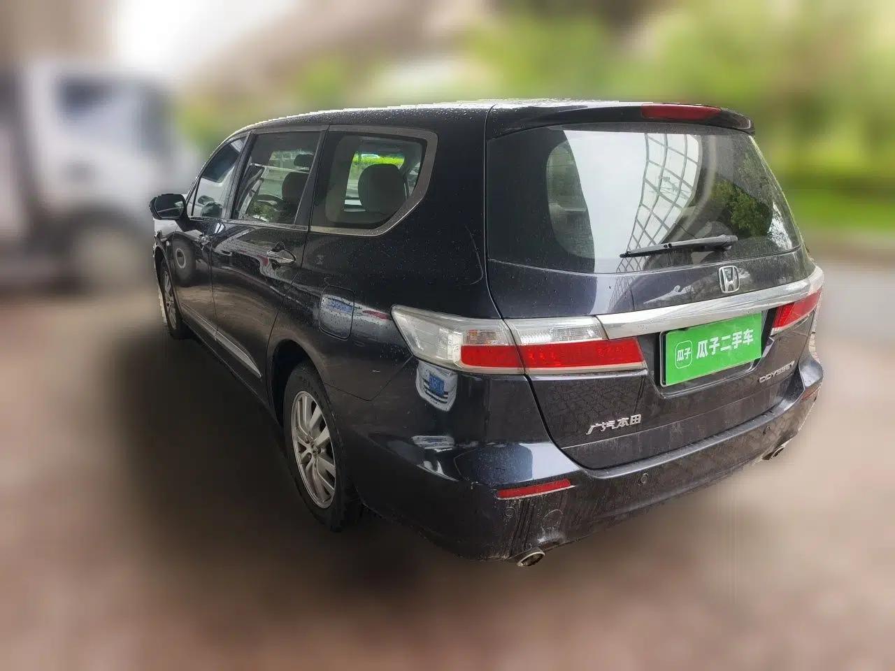 Honda Odyssey 2013 2.4L Comfort Edition — миниатюра 4