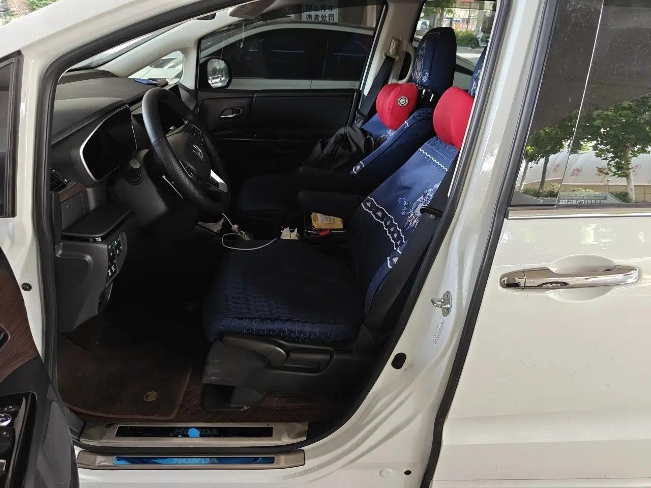 Honda Odyssey 2024 2.0L eHEV Sharp & Enjoy Edition — миниатюра 15