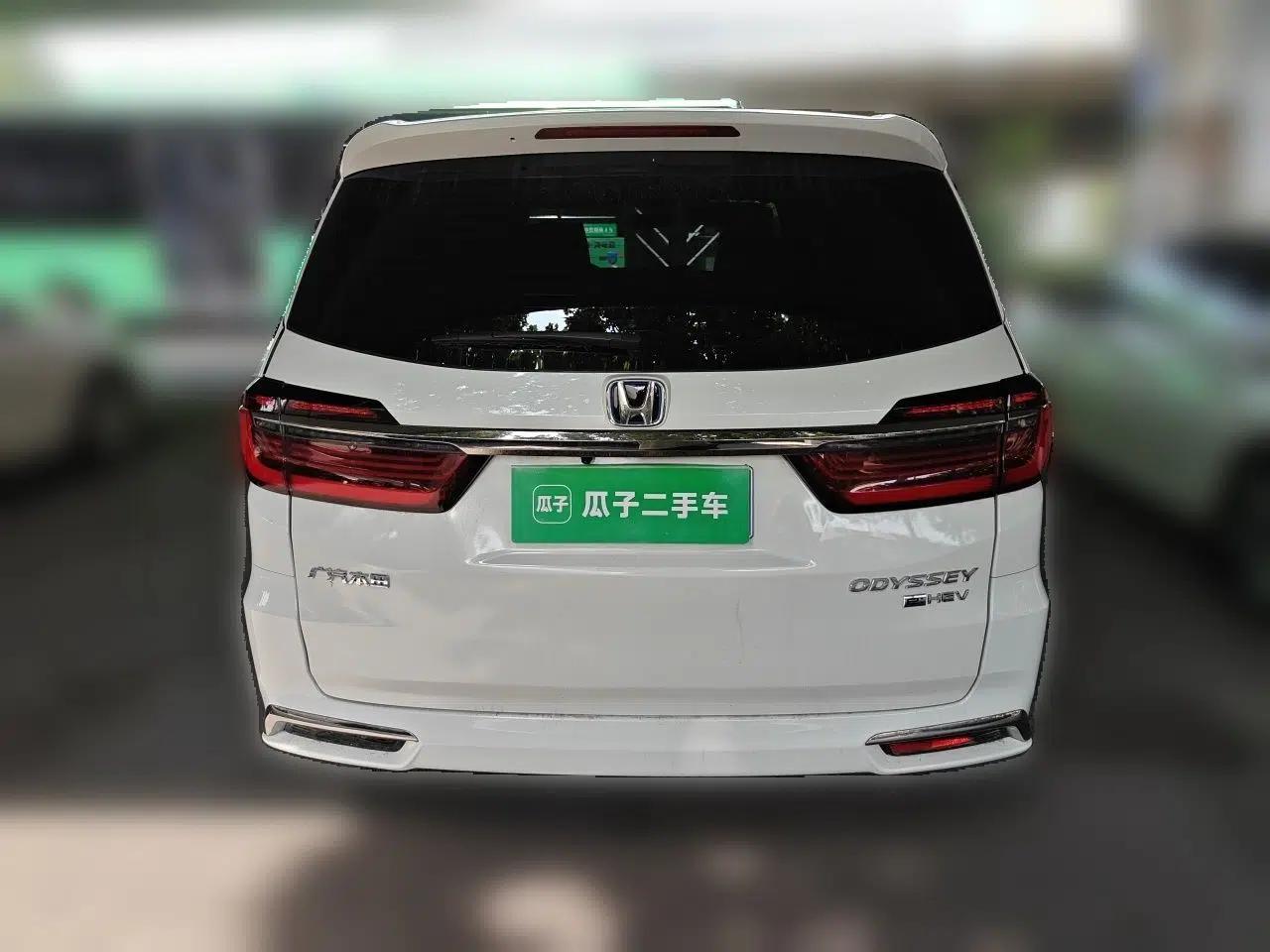 Honda Odyssey 2024 2.0L eHEV Sharp & Enjoy Edition — миниатюра 5