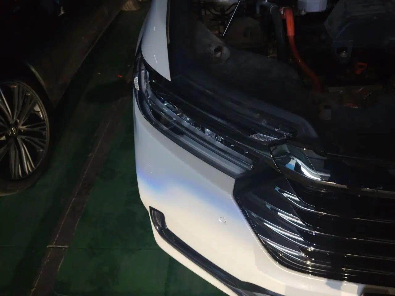 Honda Odyssey 2024 2.0L eHEV Sharp·Luxury Edition — миниатюра 7