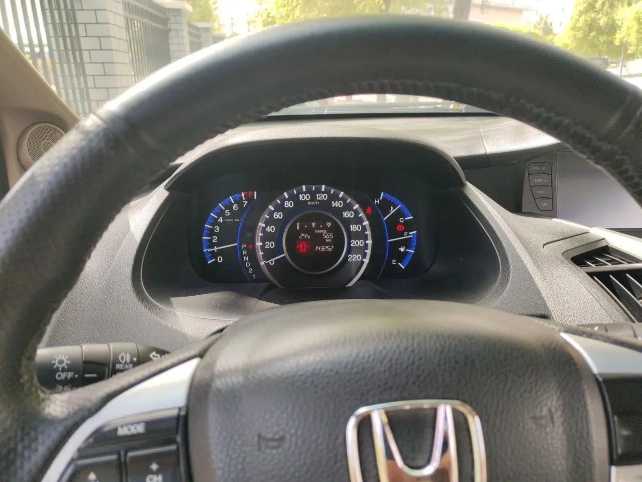Honda Odyssey 2013 2.4L Comfort Edition — миниатюра 11