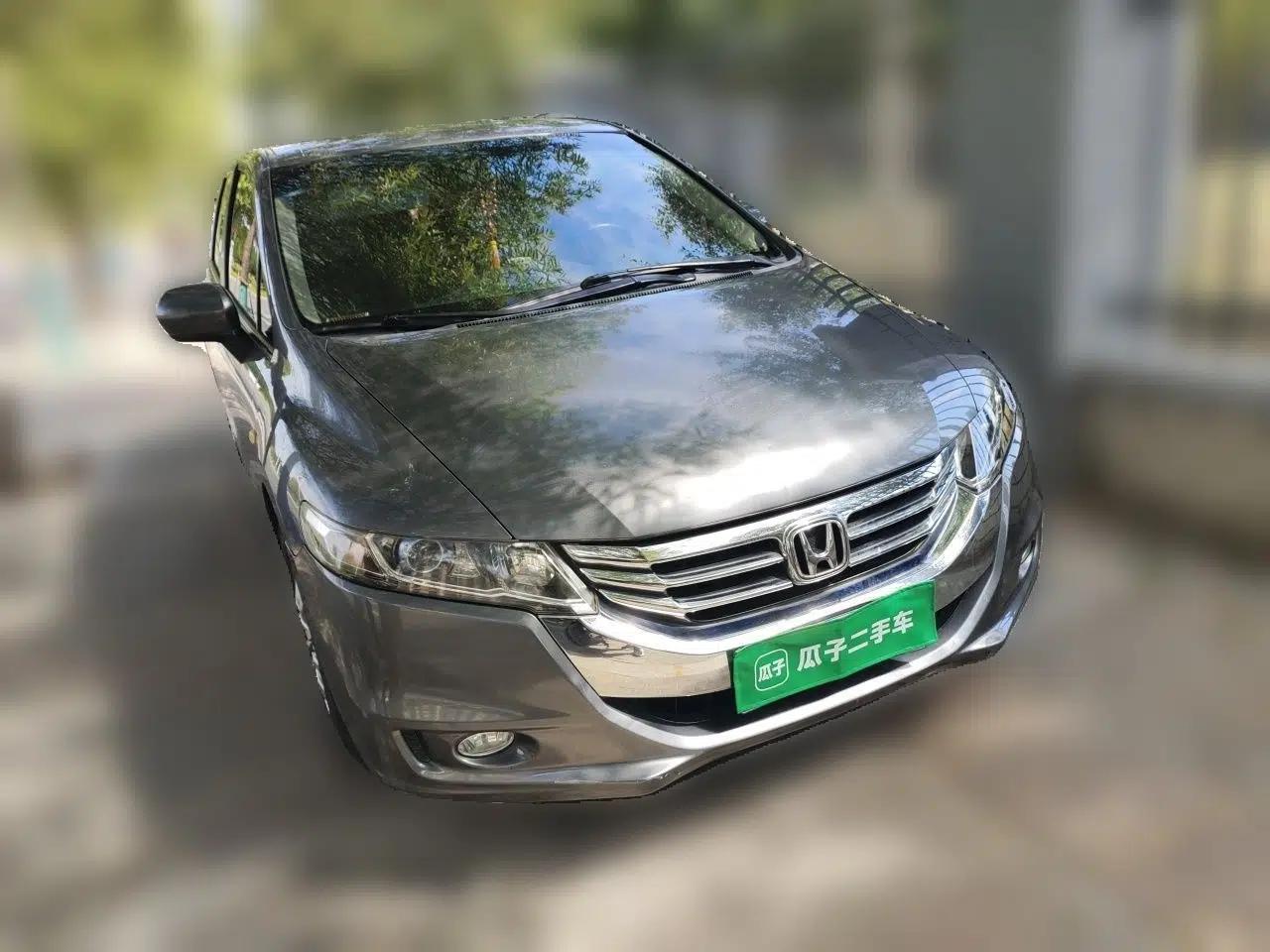 Honda Odyssey 2013 2.4L Comfort Edition — миниатюра 3