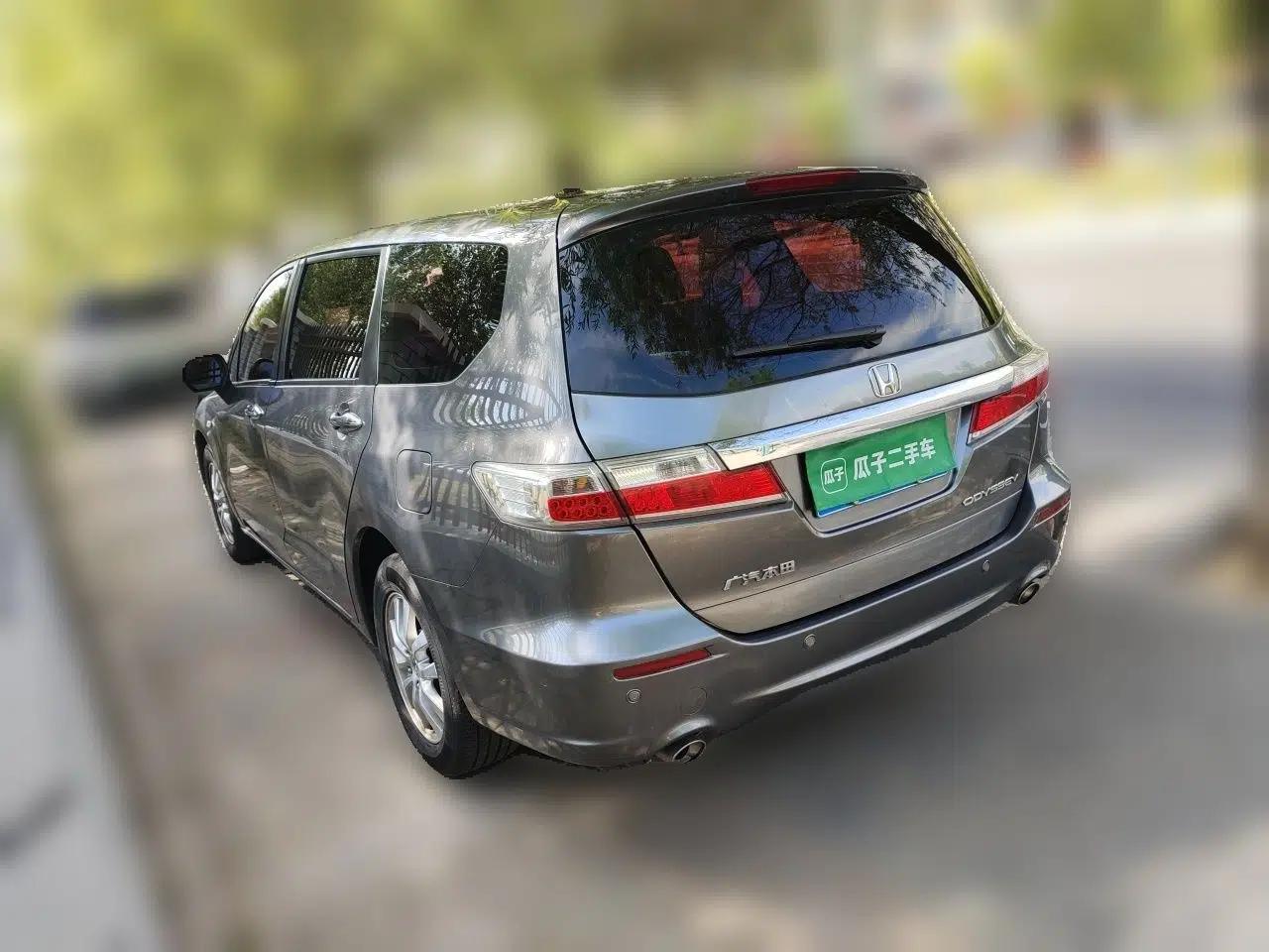 Honda Odyssey 2013 2.4L Comfort Edition — миниатюра 4