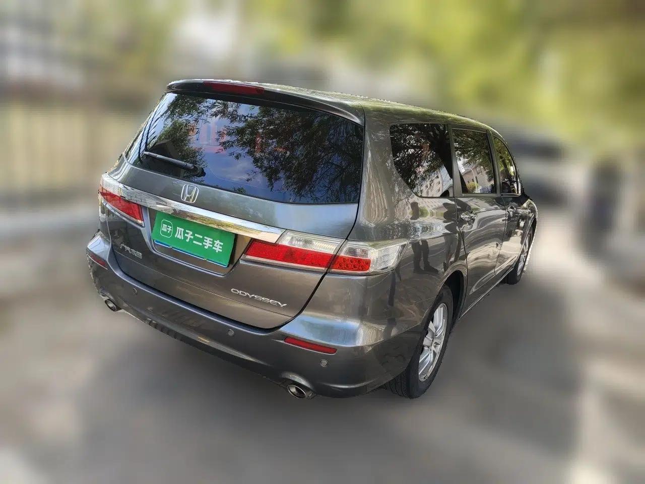 Honda Odyssey 2013 2.4L Comfort Edition — миниатюра 6