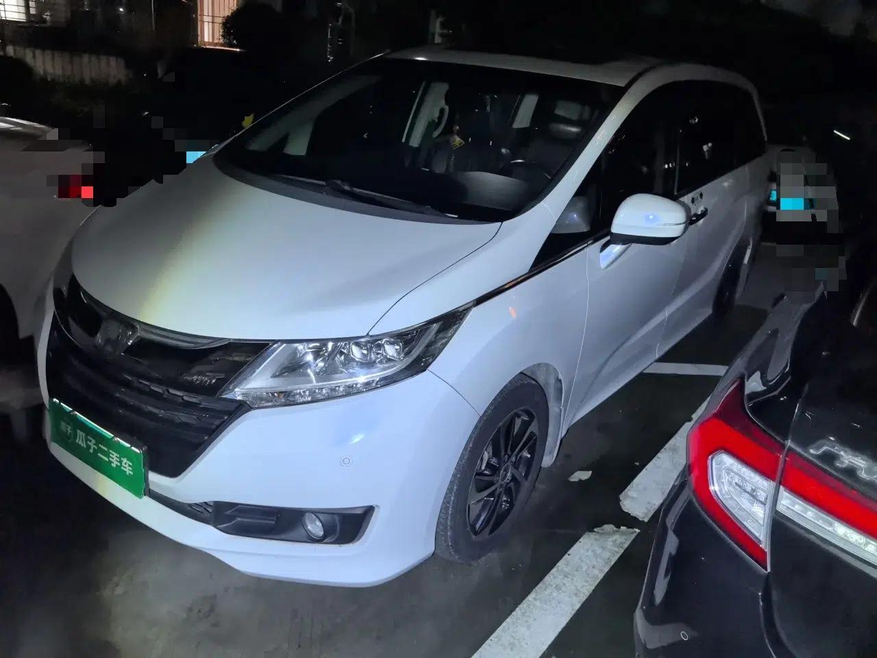 Honda Odyssey 2017 2.4L Smart Edition — миниатюра 1
