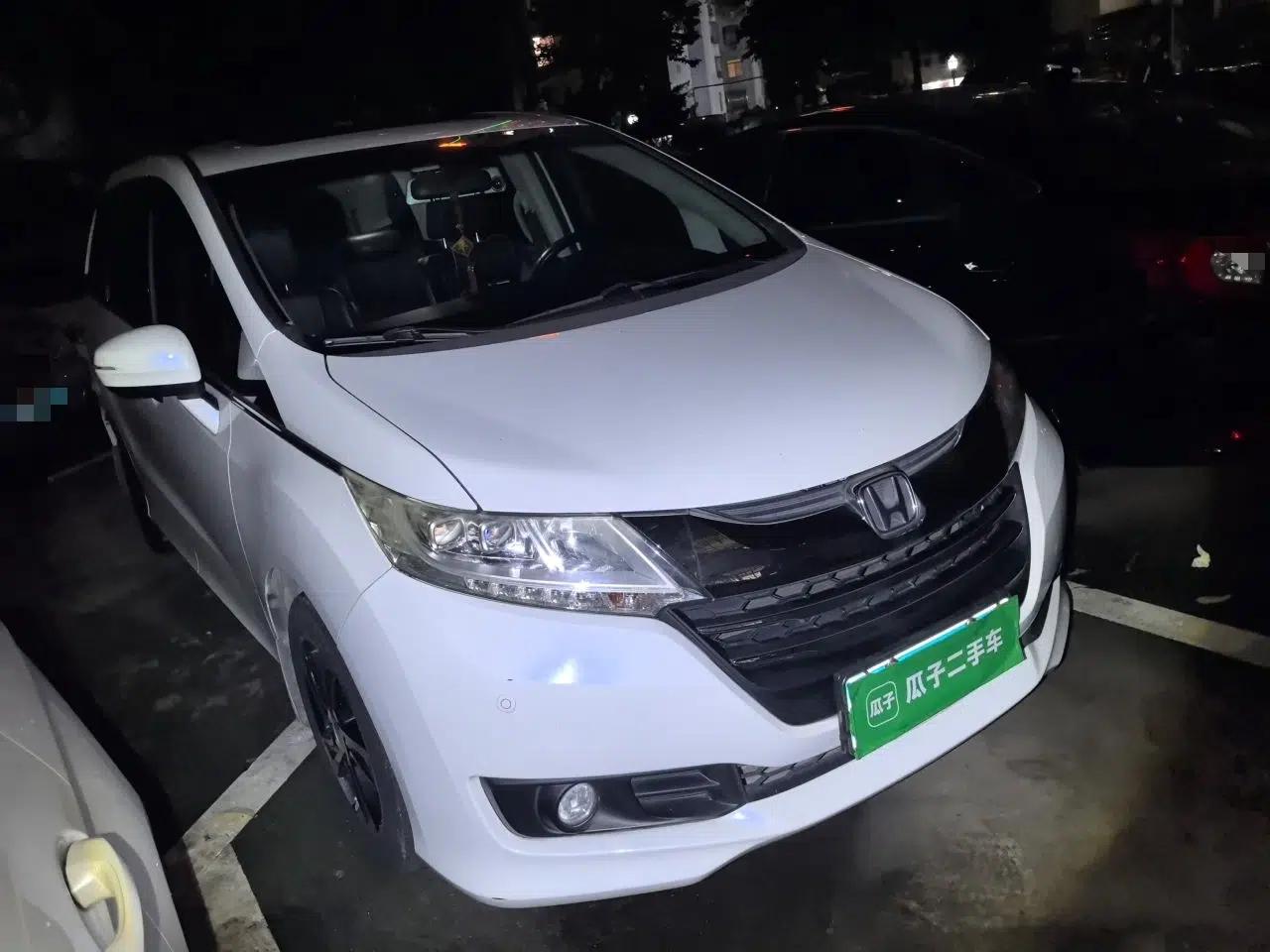 Honda Odyssey 2017 2.4L Smart Edition — миниатюра 3