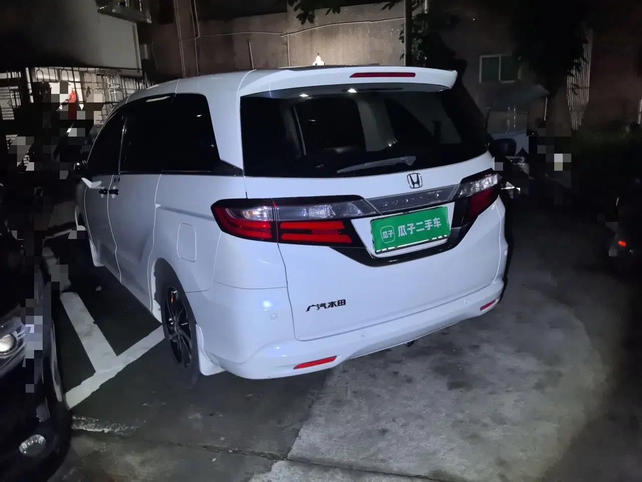 Honda Odyssey 2017 2.4L Smart Edition — миниатюра 4