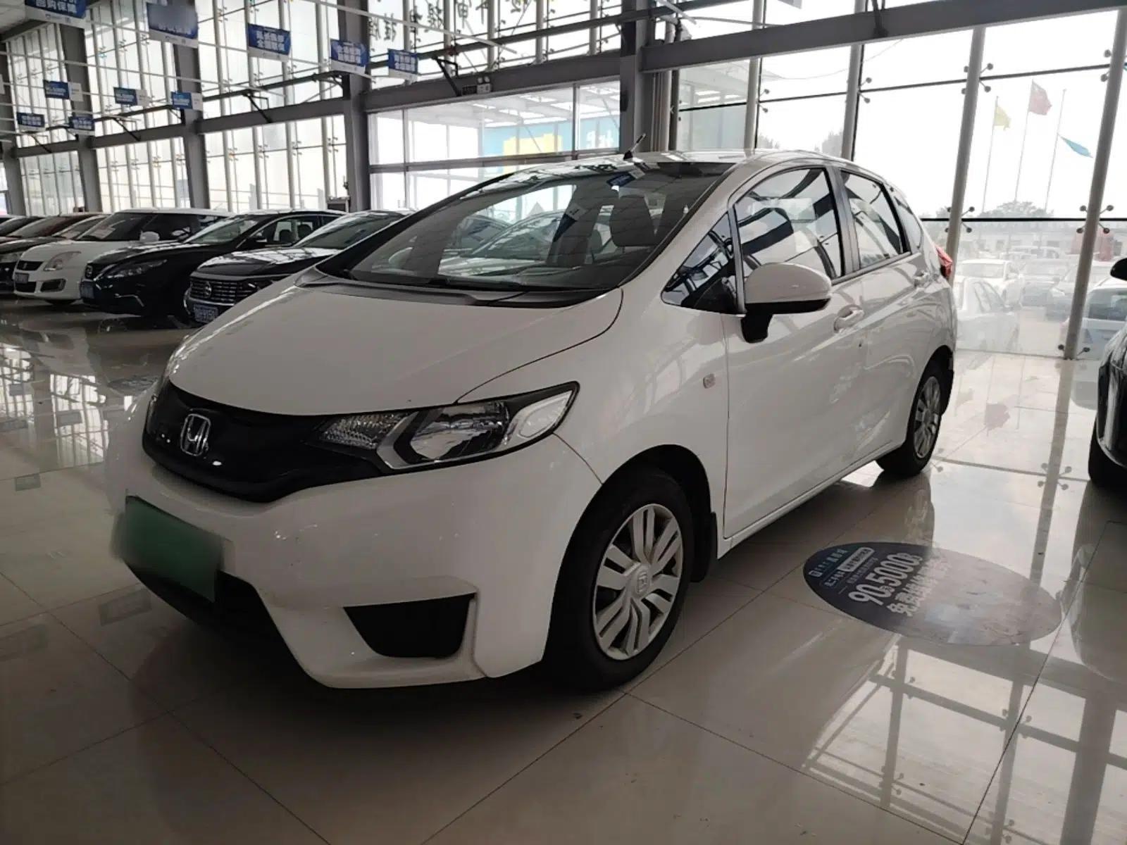 Honda Fit 2014 1.5L LX CVT Comfort Model — миниатюра 1