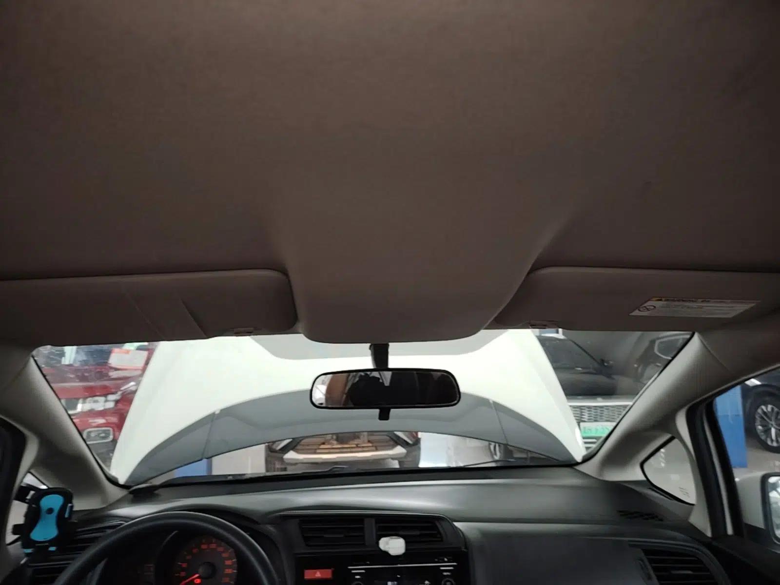 Honda Fit 2014 1.5L LX CVT Comfort Model — миниатюра 21