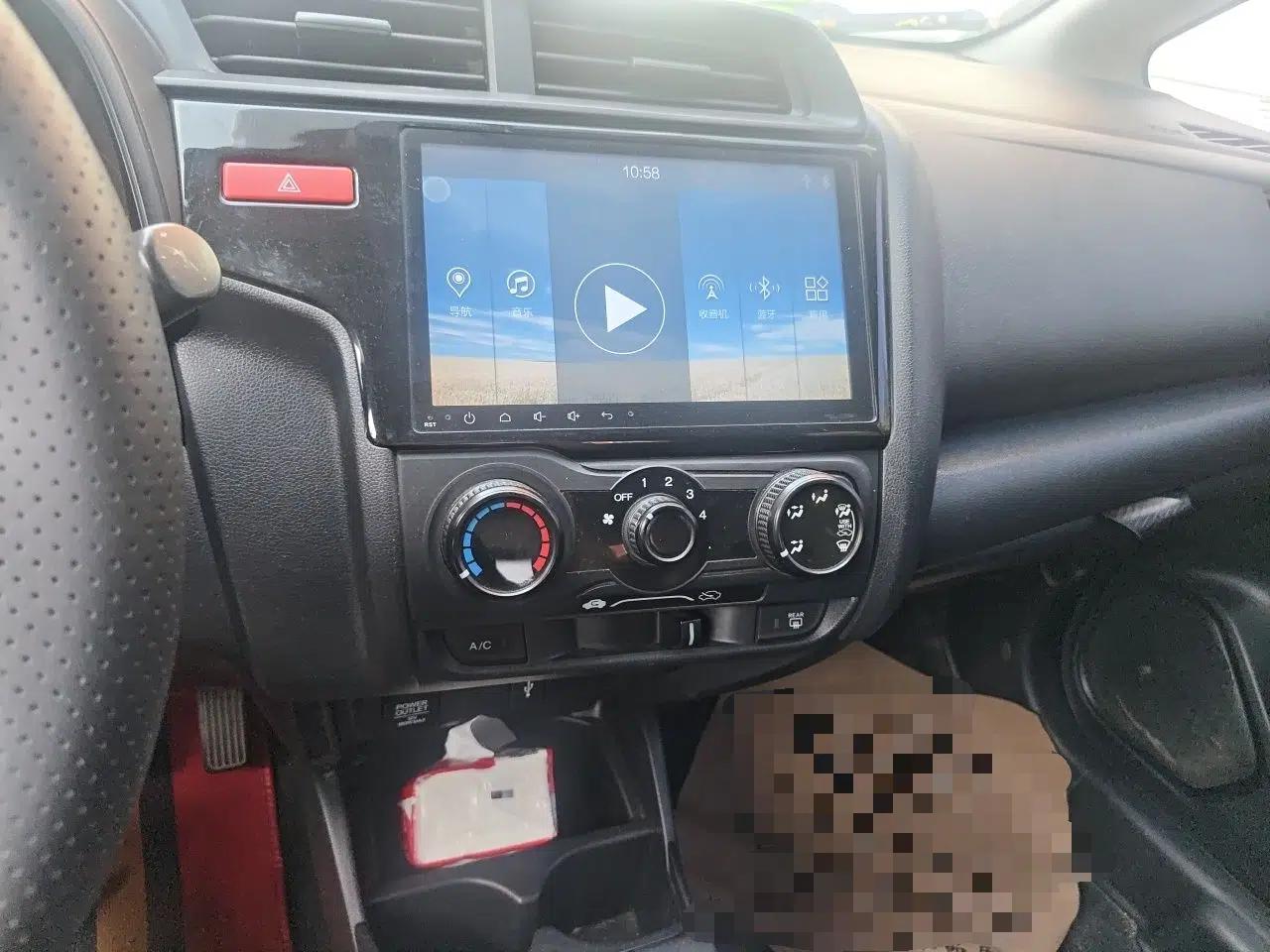Honda Fit 2014 1.5L LX Manual Comfort Model — миниатюра 13
