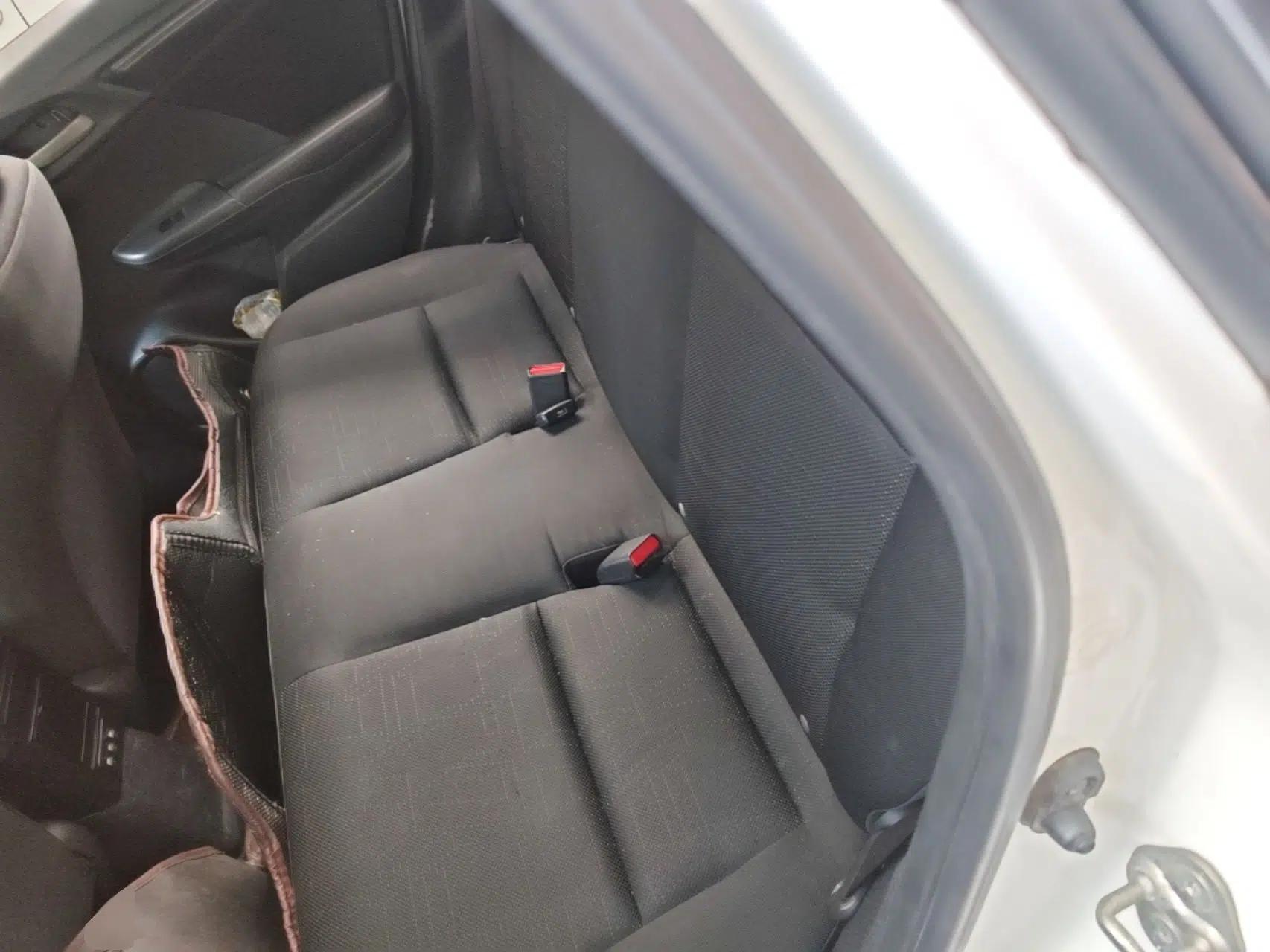 Honda Fit 2018 1.5L CVT Comfort Version — миниатюра 20