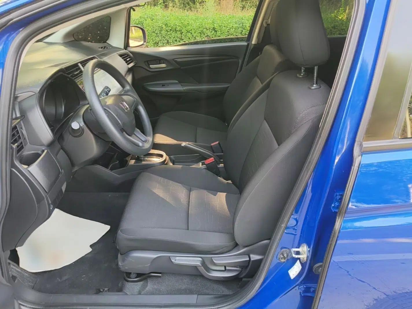 Honda Fit 2018 1.5L CVT Comfort Version — миниатюра 17
