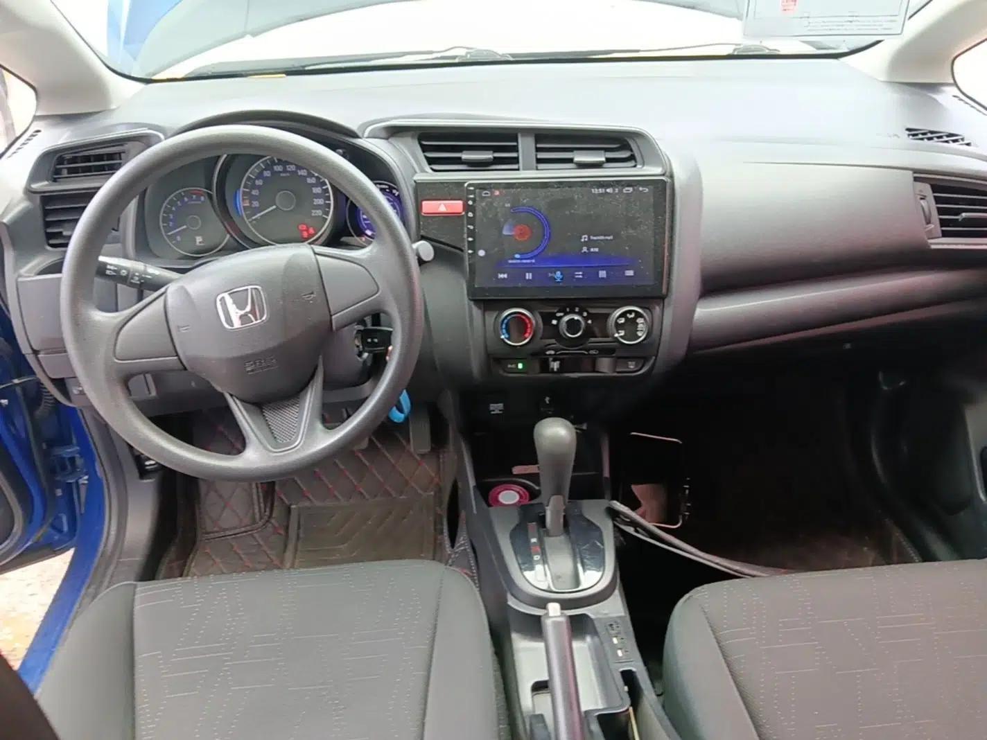 Honda Fit 2016 1.5L LXS CVT Comfort Sunroof Version — миниатюра 12